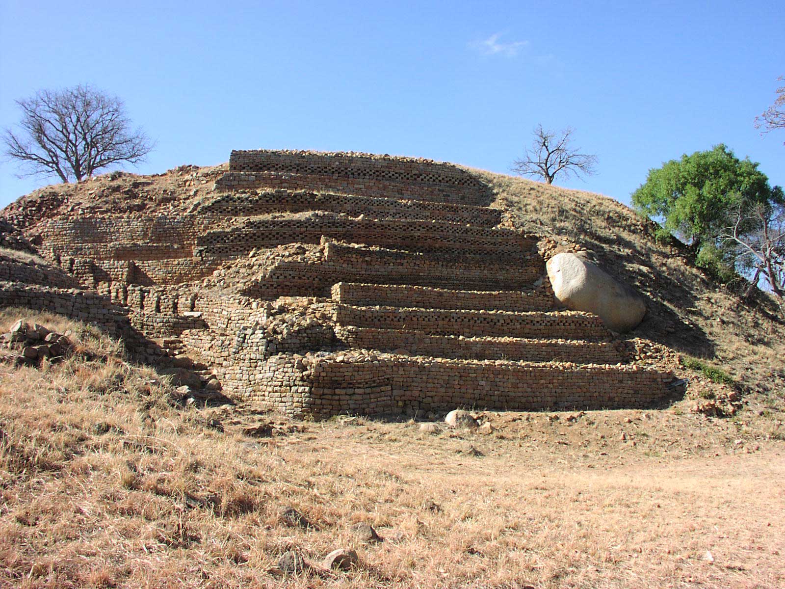 Western Region, Bulawayo NMMZ National Museums & Monuments of Zimbabwe